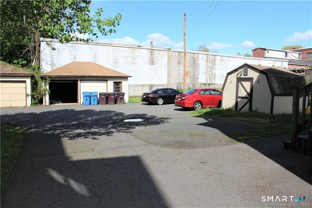 492 Stanley Street New Britain, CT 06051 - Photo 15 of 15