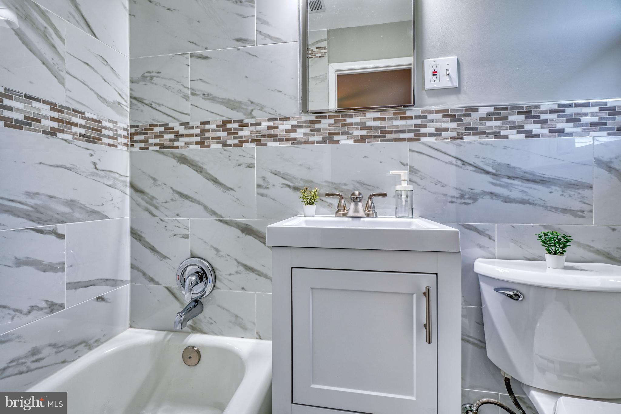 703 Shelley Road Towson, MD 21286 - Photo 23 of 40 modern fixtures