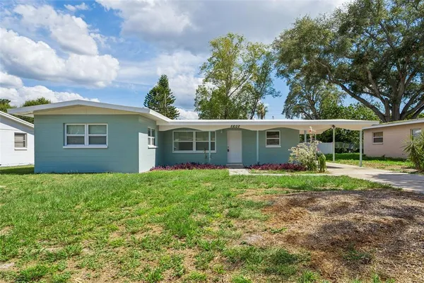 $224,900 | 5602 Oceanic Road, Holiday, FL 34690
