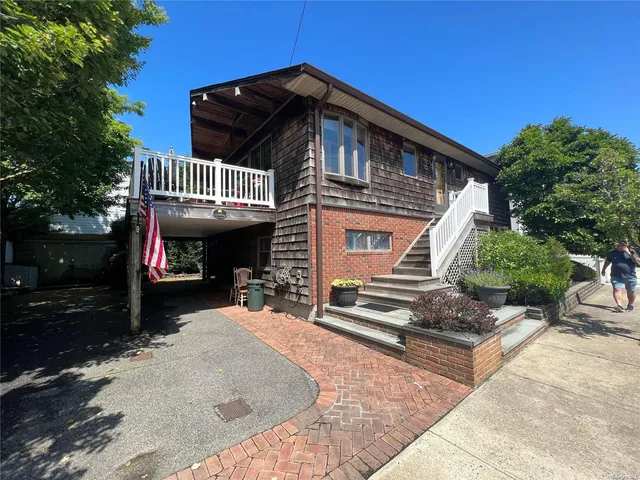 $4,200 | 71 Garden City Avenue, Point Lookout, NY 11569