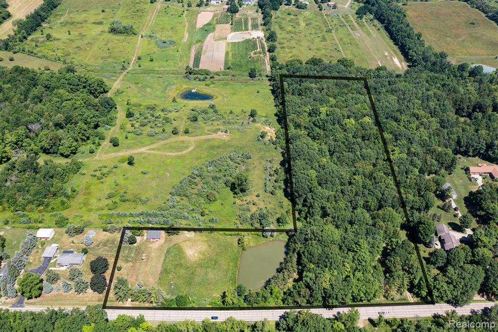 3362 Pratt Road Metamora, MI 48455 - Photo 4 of 18