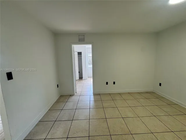 $2,100 | 12215 West Dixie Highway, Unit 107, North Miami, FL 33161