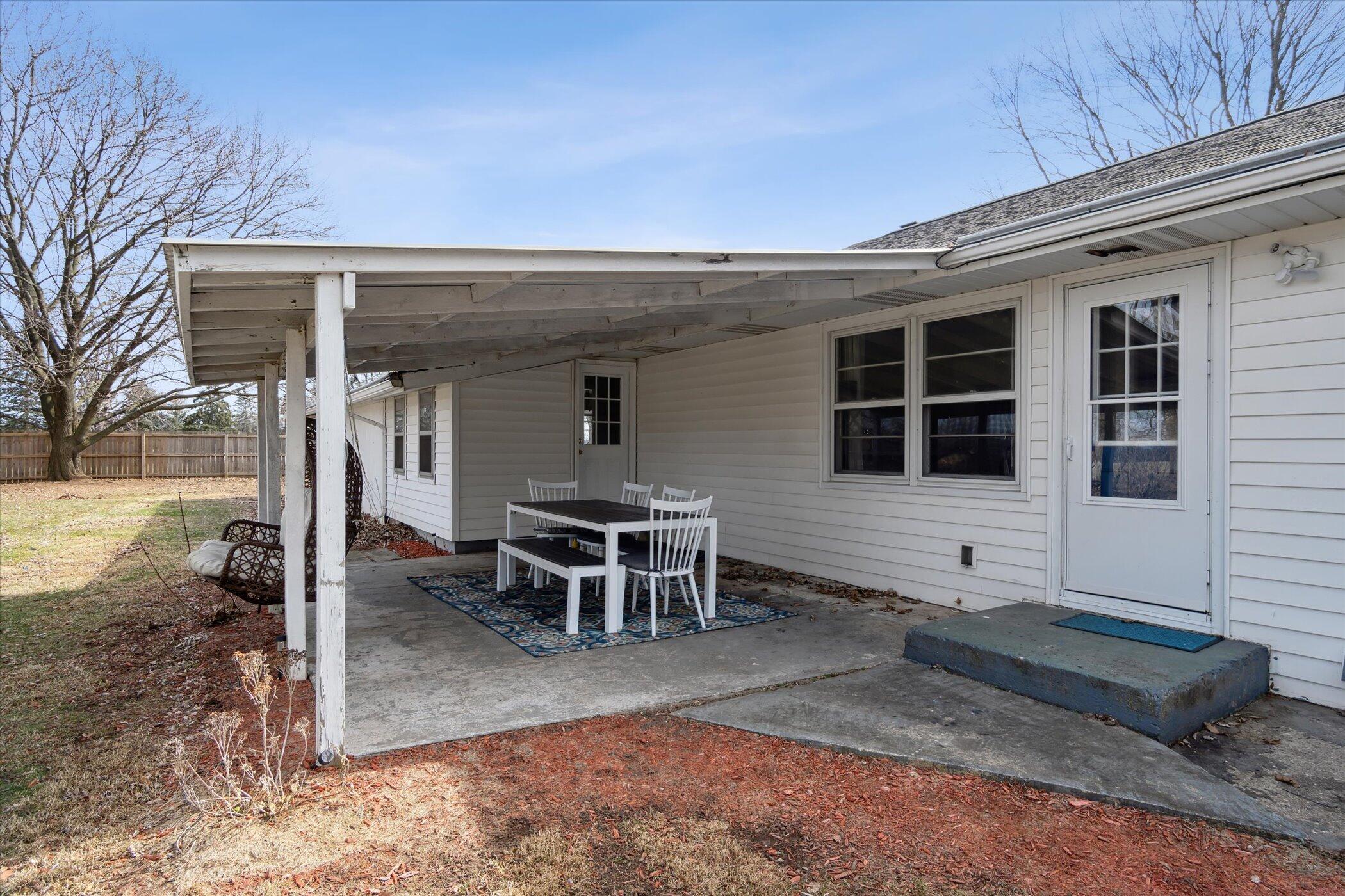 195 Albion Road, Unit CONCORD TOWNSHIP Albion, MI 49224 - Photo 44 of 46 Back patio- covered