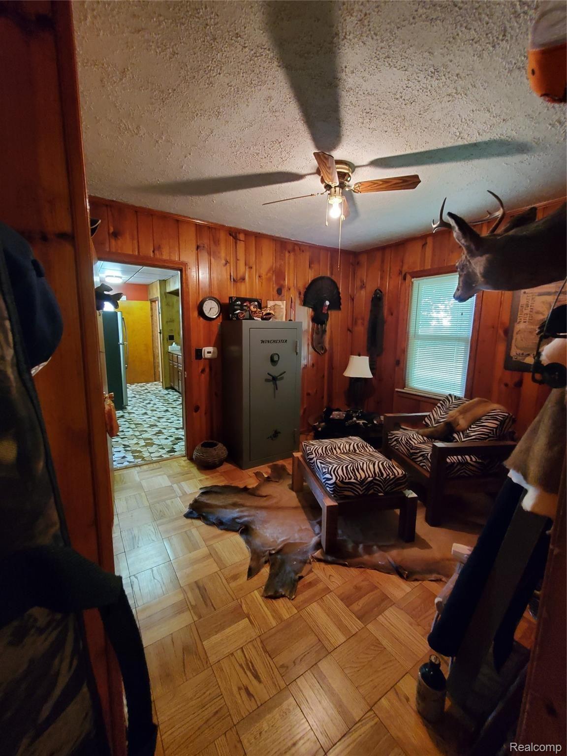 5141 North State Road Davison, MI 48423 - Photo 21 of 36 1st level Bed room 1 - 5141 State Rd. Davison, MI (1)