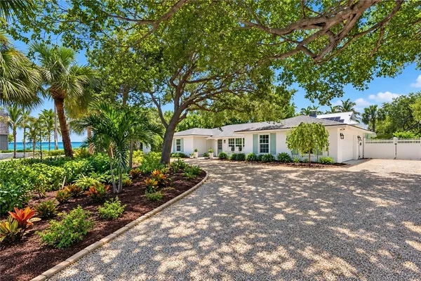 $1,695,000 | 2015 Surfside Terrace, Vero Beach, FL 32963