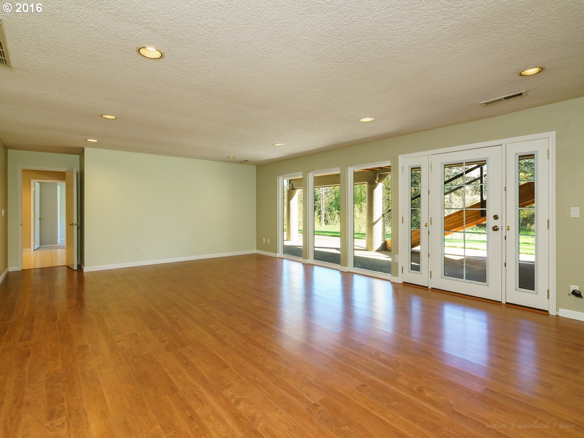11550 Northwest Reeves Street Portland, OR 97229 - Photo 29 of 32 Bonus Room