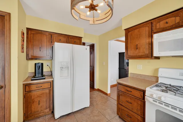 $525,000 | 9623 South Carls Drive, Plainfield, IL 60585