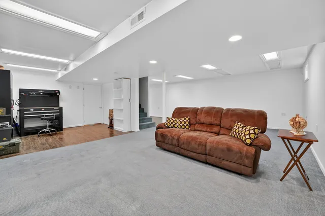 $525,000 | 9623 South Carls Drive, Plainfield, IL 60585