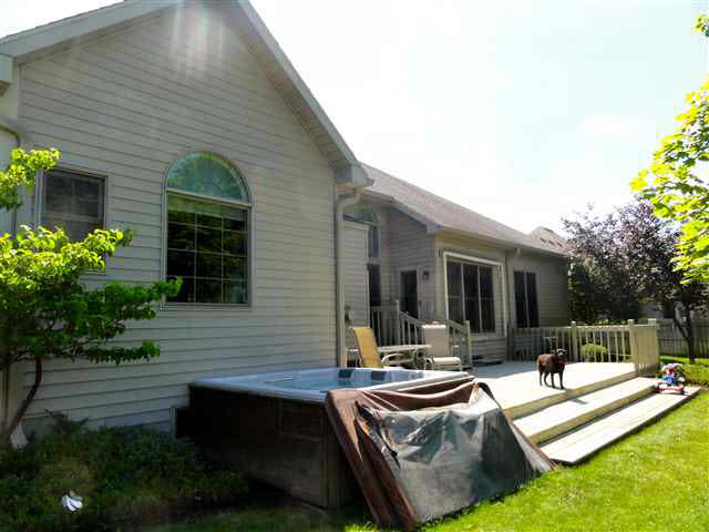 601 South Buckingham Road Yorktown, IN 47396 - Photo 2 of 30 Gallery Image 2