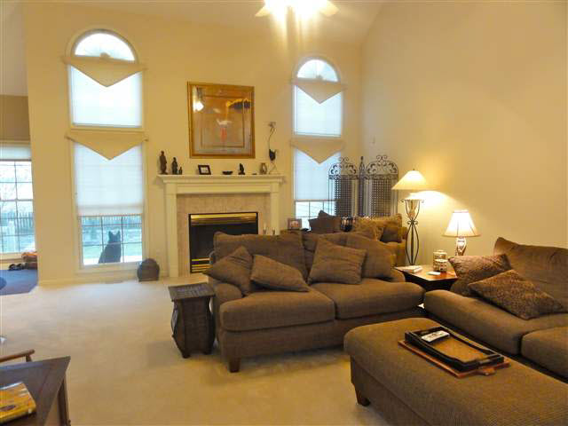 601 South Buckingham Road Yorktown, IN 47396 - Photo 4 of 30 Gallery Image 4