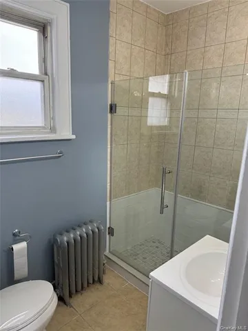 $1,800 | 594 Yonkers Avenue, Unit 3, Yonkers, NY 10704