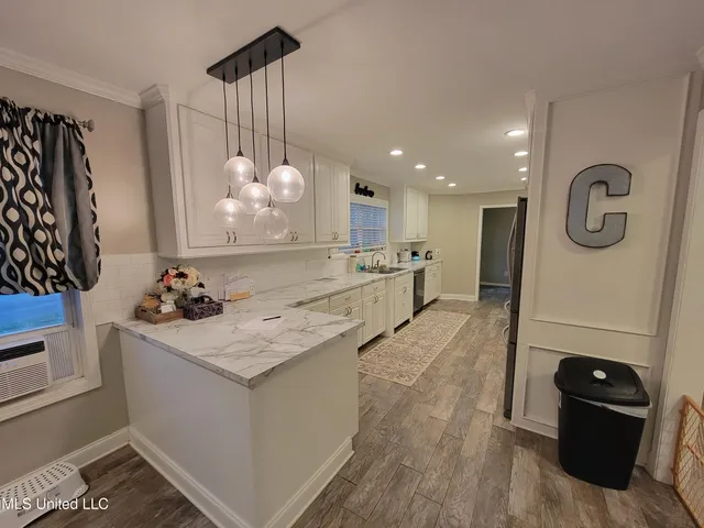 $275,000 | 270 Magnolia Drive, Raleigh, MS 39153