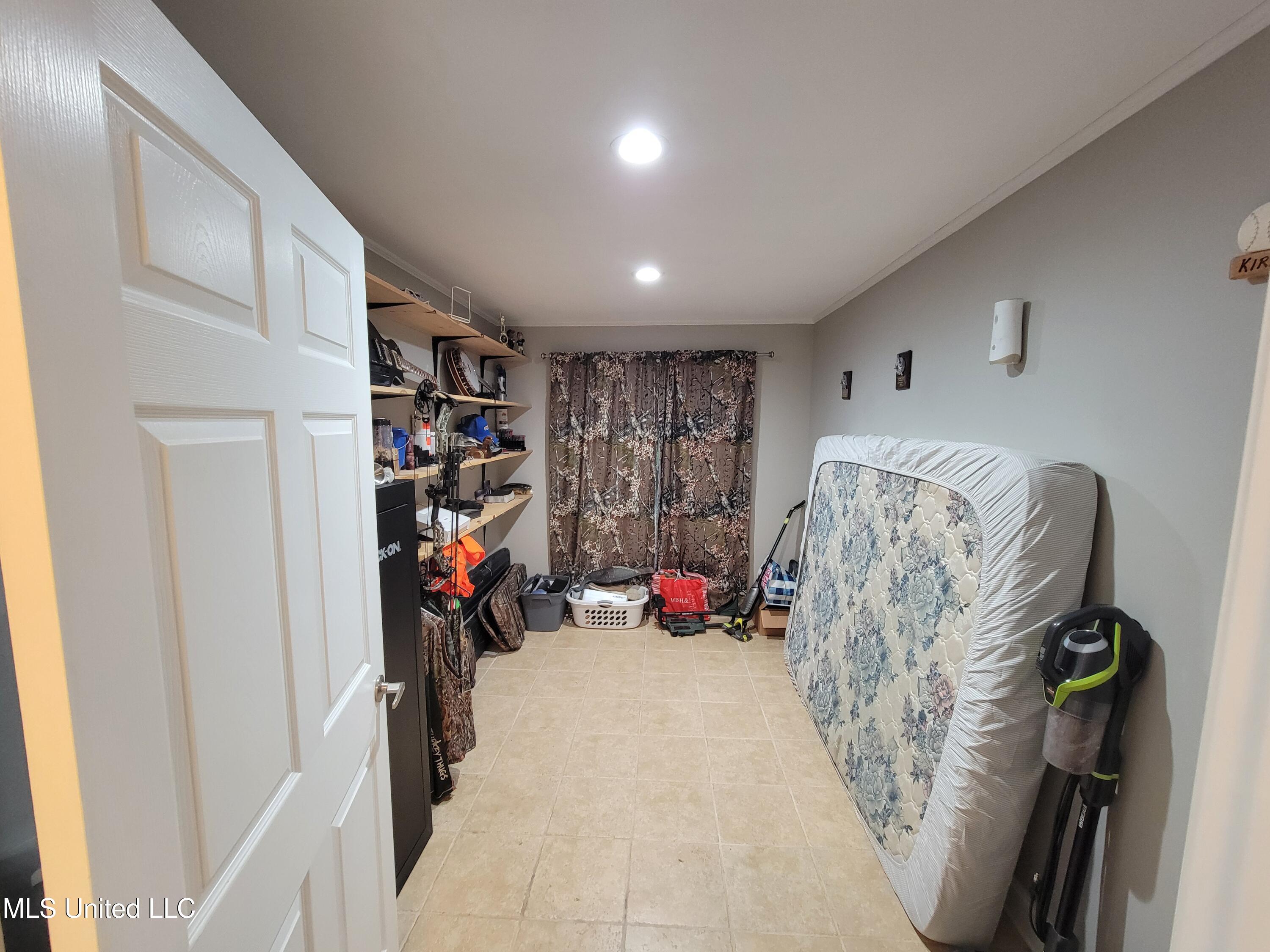 270 Magnolia Drive Raleigh, MS 39153 - Photo 13 of 25 30814