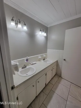 $255,000 | 270 Magnolia Drive, Raleigh, MS 39153