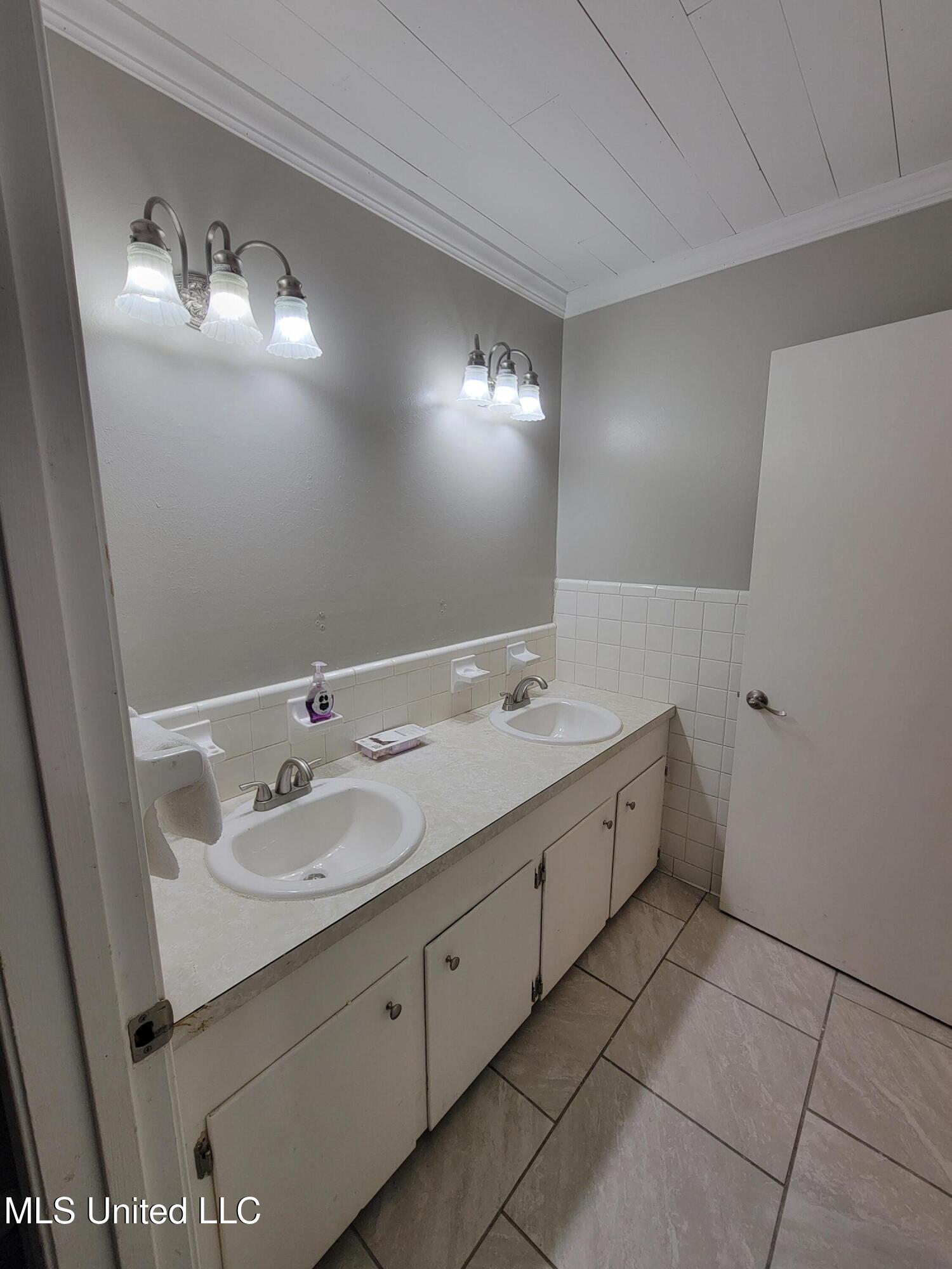 270 Magnolia Drive Raleigh, MS 39153 - Photo 18 of 25 30817