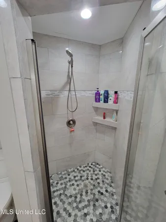 $255,000 | 270 Magnolia Drive, Raleigh, MS 39153