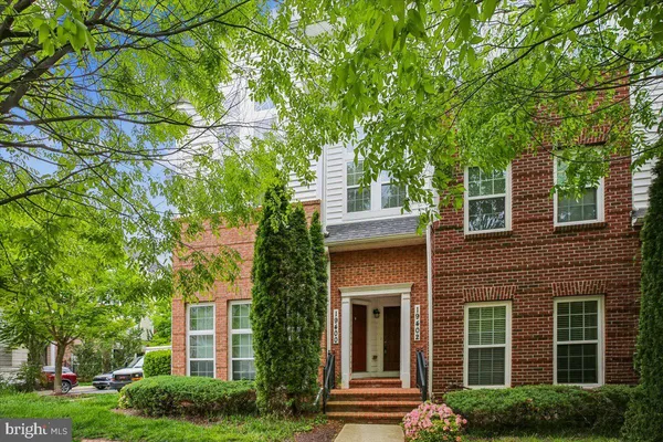 $479,900 | 19402 Buckingham Way, Unit 19402, Germantown, MD 20874
