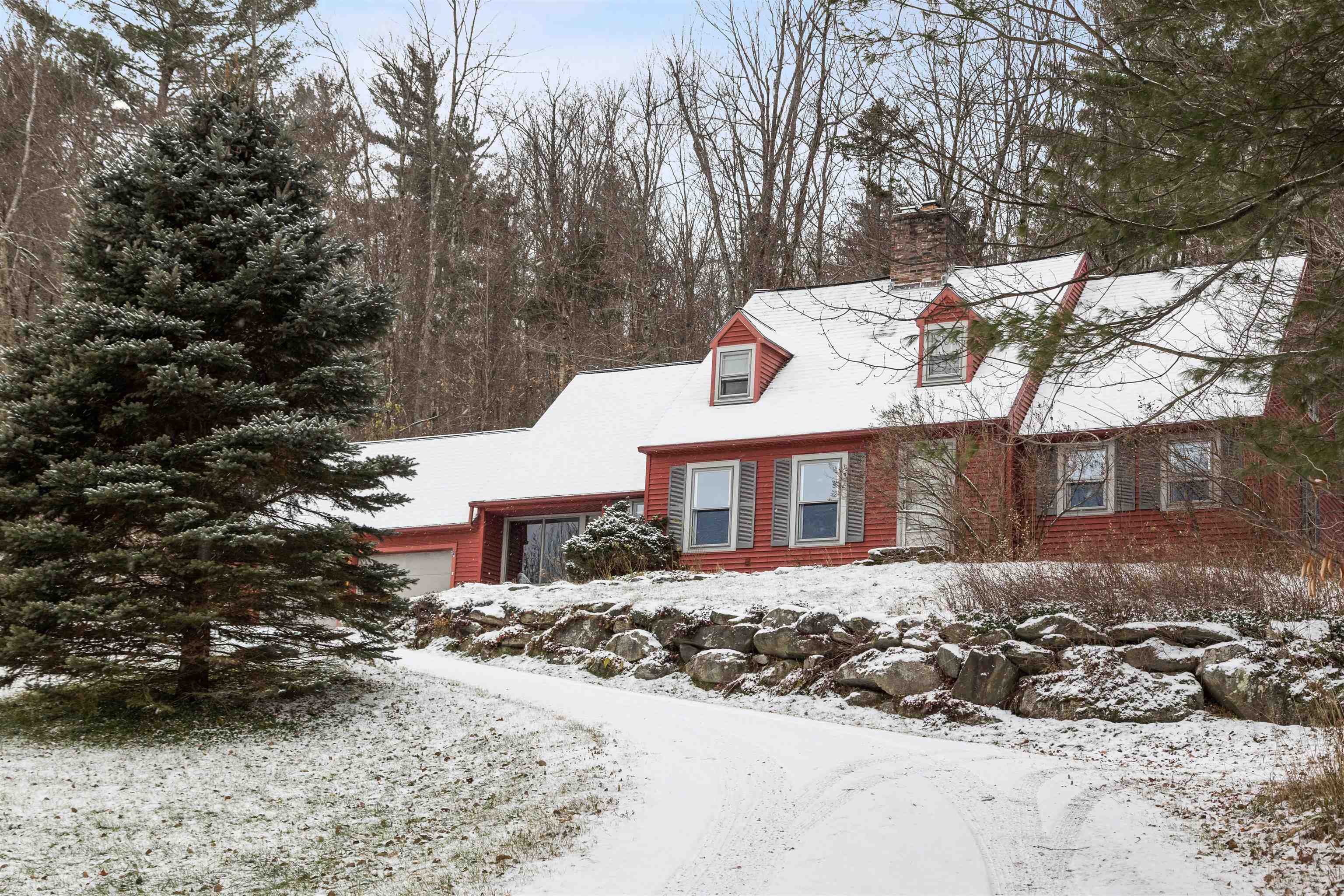 42 Range Road Underhill, VT 05489 - Photo 3 of 40 Gallery Image 3