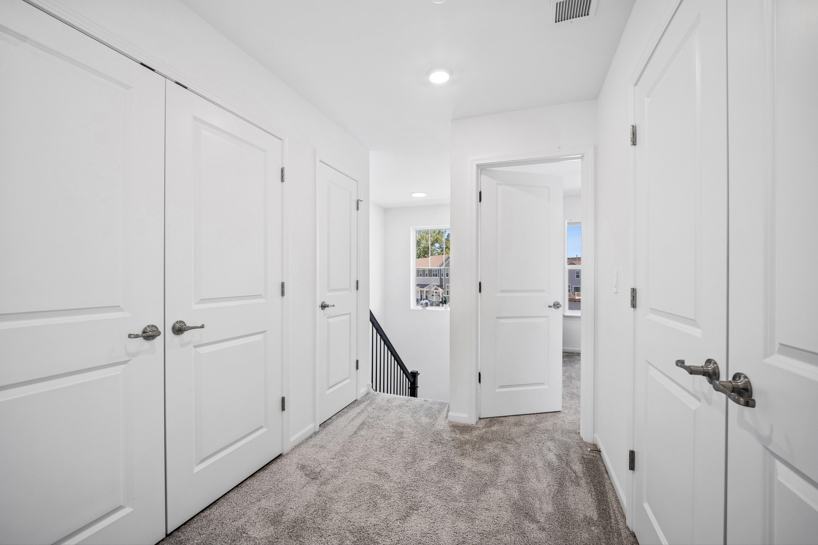 1034 Atterberg Road South Elgin, IL 60177 - Photo 14 of 18