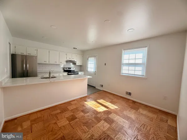 $2,450 | 5129 Clacton Avenue, Unit 68, Suitland, MD 20746