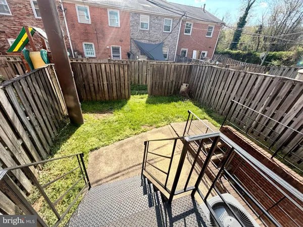 $2,450 | 5129 Clacton Avenue, Unit 68, Suitland, MD 20746