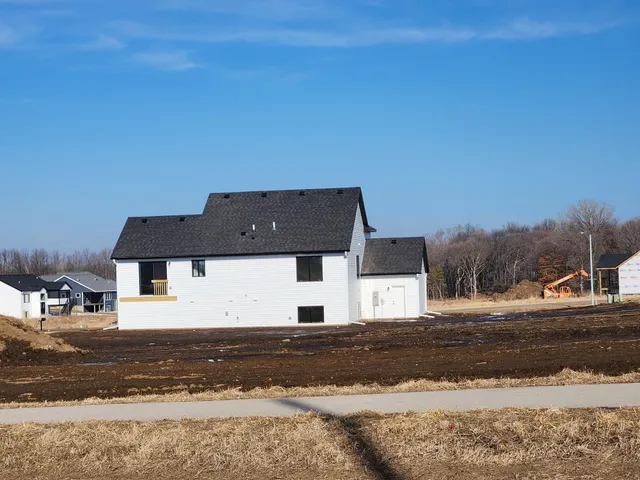 $695,000 | 1602 21st Street Northeast, Kasson, MN 55944