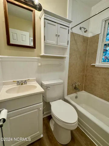 $1,250 | 101 Queens Road, Jacksonville, NC 28540