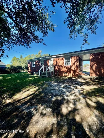 $1,250 | 101 Queens Road, Jacksonville, NC 28540