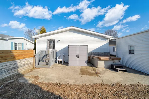 $29,500 | 217 Red River Drive, Adrian, MI 49221