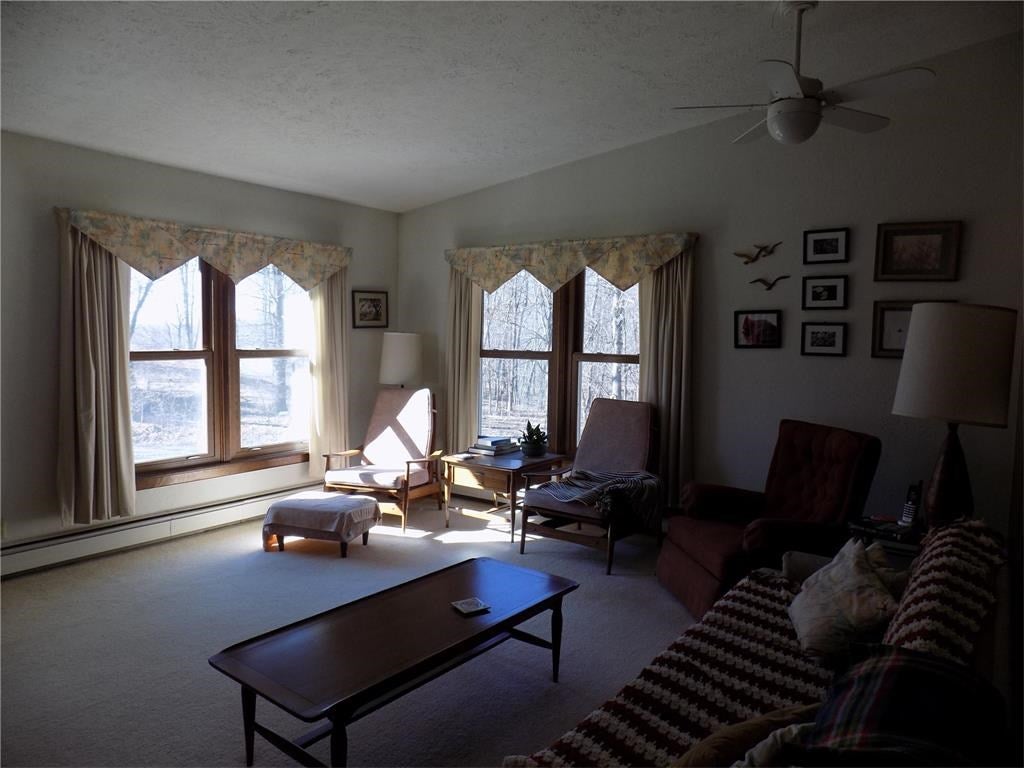 1162 Abbe Hills Road Mount Vernon, IA 52314 - Photo 5 of 25 Gallery Image 5