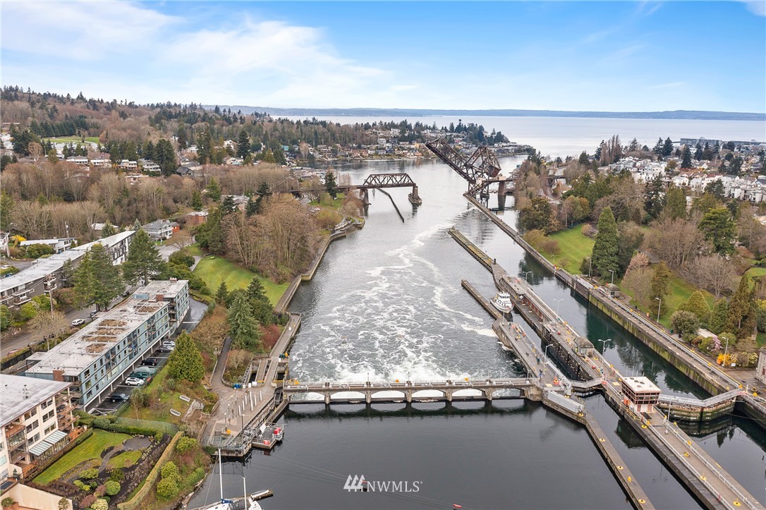 3200 West Commodore Way, Unit 103 Seattle, WA 98199 - Photo 23 of 23 Gallery Image 23