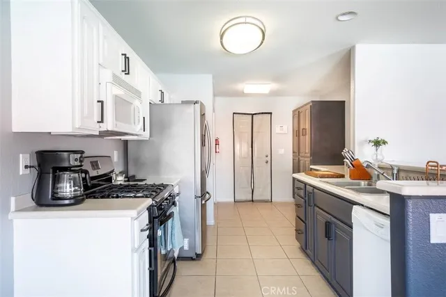 $2,500 | 71620 Juanita Drive, Twentynine Palms, CA 92277