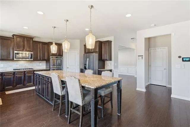 $440,000 | 550 Birkdale Drive, Fairburn, GA 30213