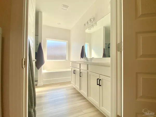 $2,200 | 9668 Sagewood Drive, Pensacola, FL 32526