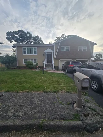 $4,200 | 34 Hemlock Terrace, Randolph, MA 02368