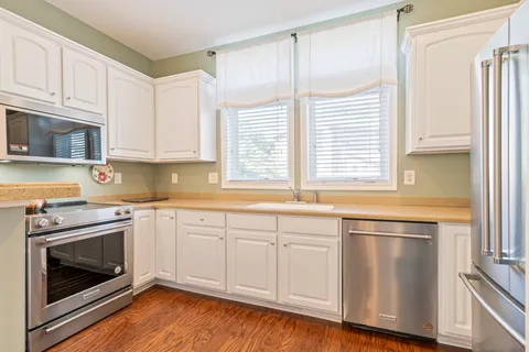 $425,000 | 320 Old Hickory Boulevard, Unit 2206, Nashville, TN 37221