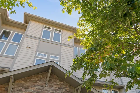 $425,000 | 320 Old Hickory Boulevard, Unit 2206, Nashville, TN 37221