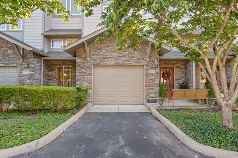 $425,000 | 320 Old Hickory Boulevard, Unit 2206, Nashville, TN 37221