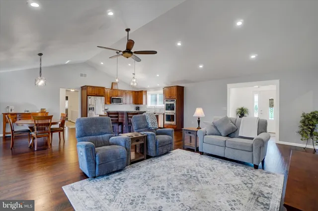 $530,000 | 297 Mill Street, Fawn Grove, PA 17321