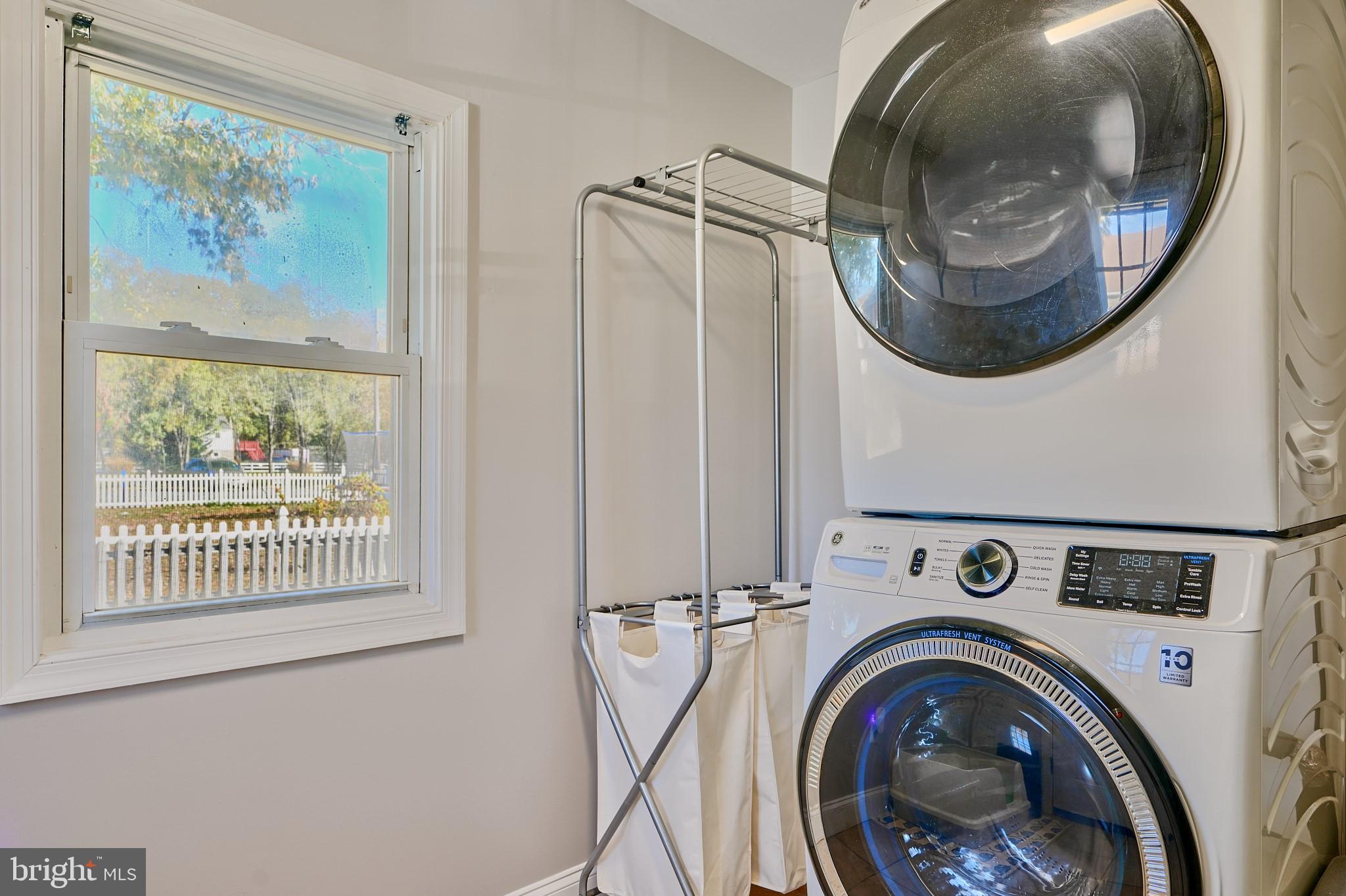 7204 Orth Road Sparrows Point, MD 21219 - Photo 20 of 29 Laundry/utility room