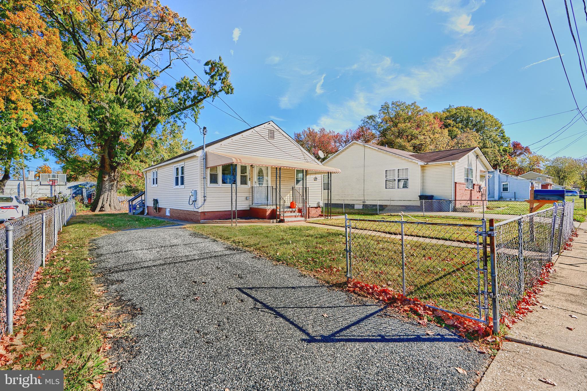 7204 Orth Road Sparrows Point, MD 21219 - Photo 3 of 29 Driveway