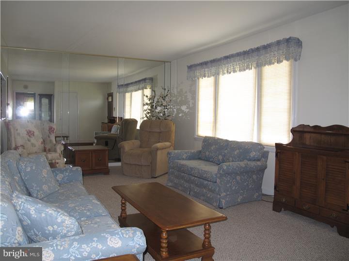 748 Locust Road Warminster, PA 18974 - Photo 5 of 18