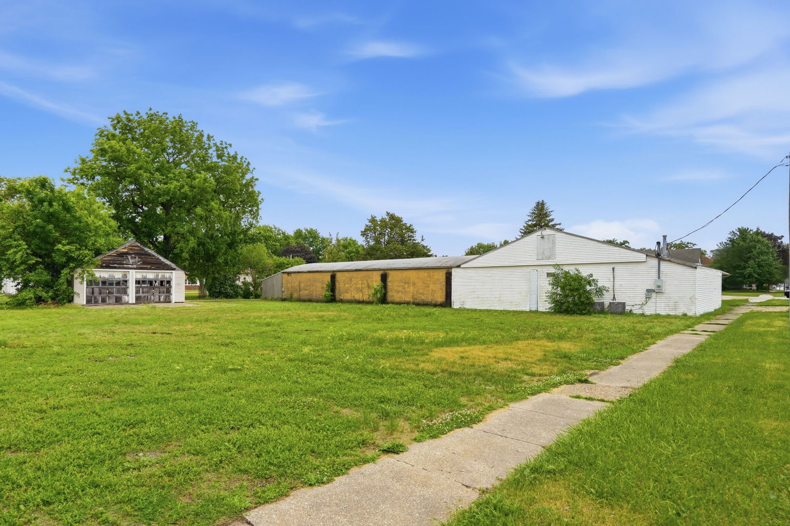 305 North 1st Street Alpha, IL 61413 - Photo 5 of 8