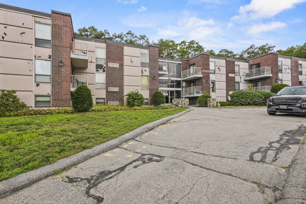 152 Turner Road, Unit 33 Holliston, MA 01746 - Photo 24 of 27 Gallery Image 24