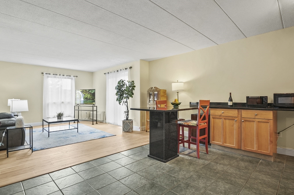 152 Turner Road, Unit 33 Holliston, MA 01746 - Photo 9 of 27 Gallery Image 9