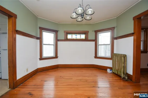 $3,200 | 308 Hoboken Road, Unit 2, East Rutherford, NJ 07073