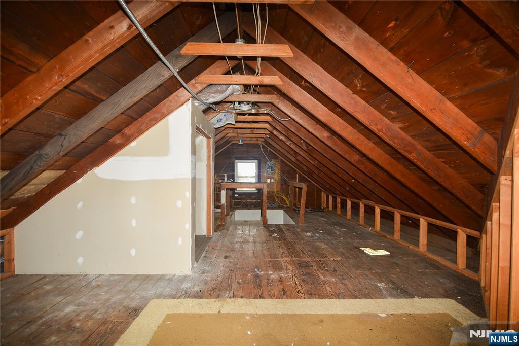 308 Hoboken Road, Unit 2 East Rutherford, NJ 07073 - Photo 14 of 18