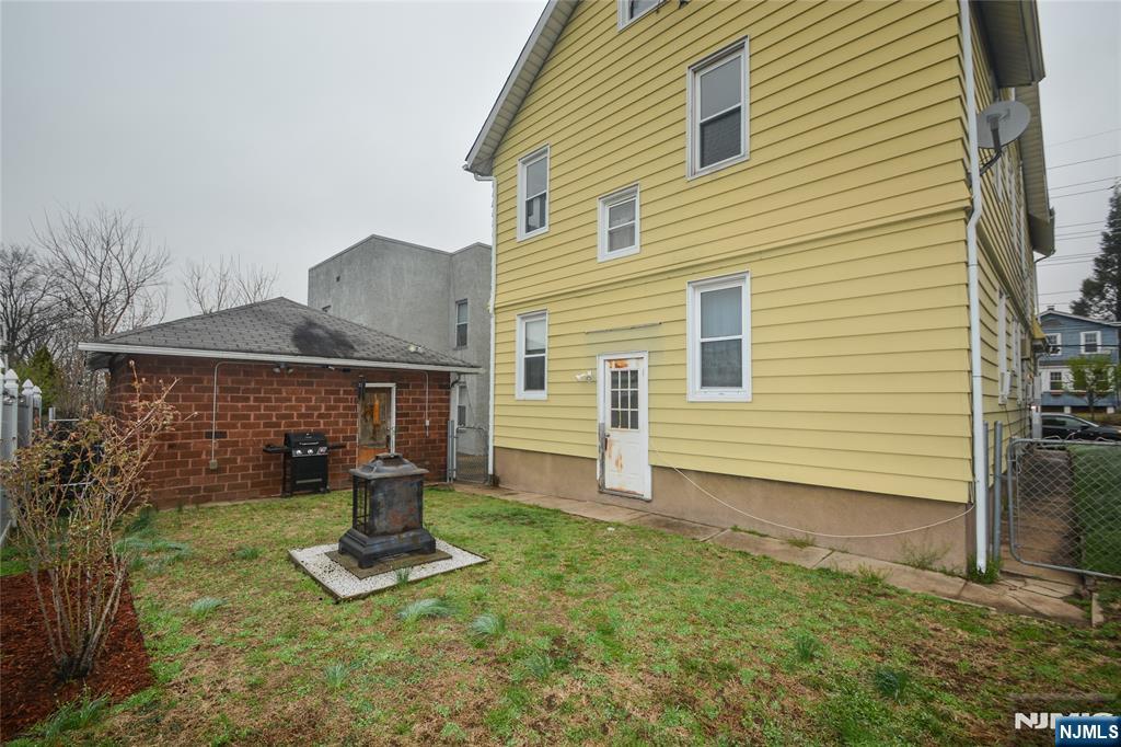 308 Hoboken Road, Unit 2 East Rutherford, NJ 07073 - Photo 17 of 18