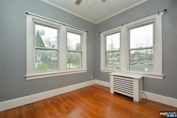 $3,200 | 308 Hoboken Road, Unit 2, East Rutherford, NJ 07073