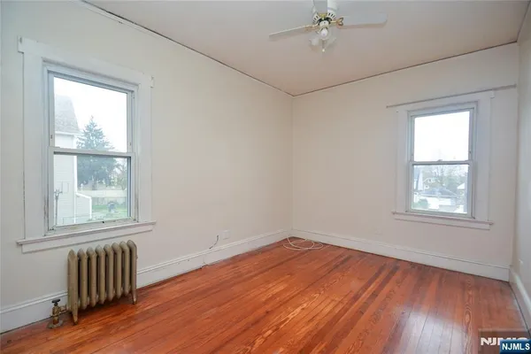$3,200 | 308 Hoboken Road, Unit 2, East Rutherford, NJ 07073